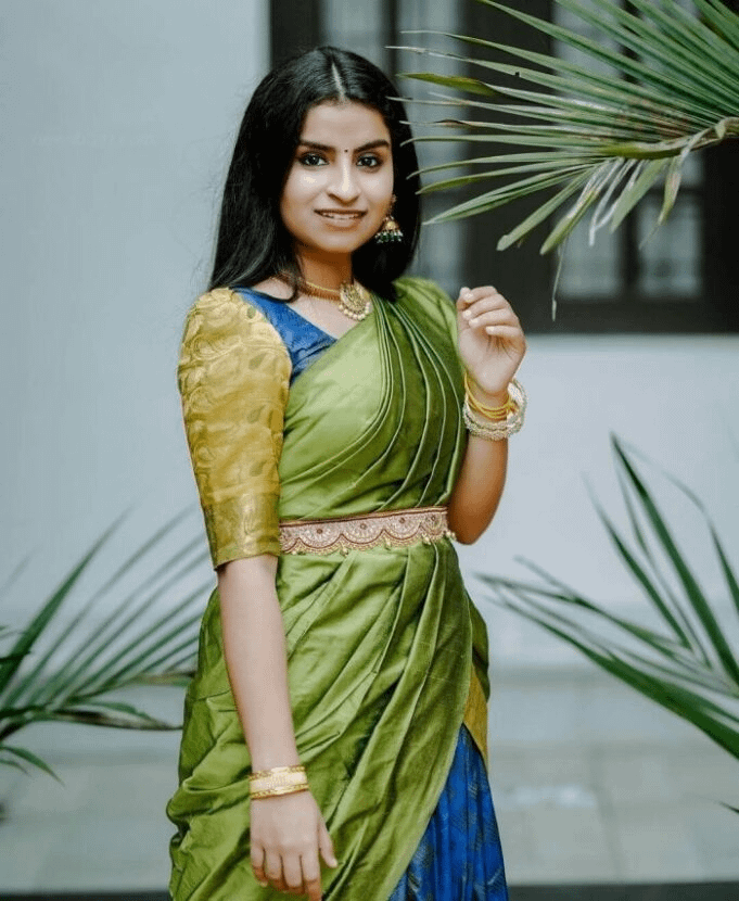 Sivaangi Biography, Wiki, Age, Songs, Movies, TV Shows, Photos
